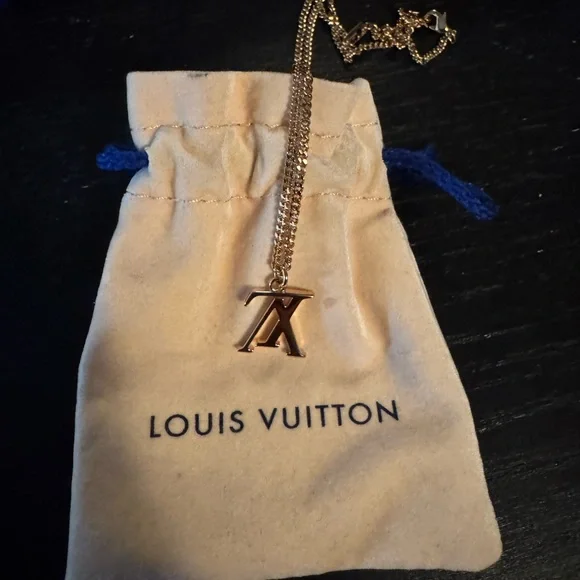 Louis Vuitton Gold Initial Necklace - Picture 1 of 1